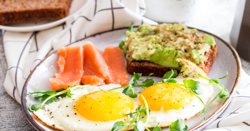 No Time? No Problem! 25 Easy Breakfast Ideas